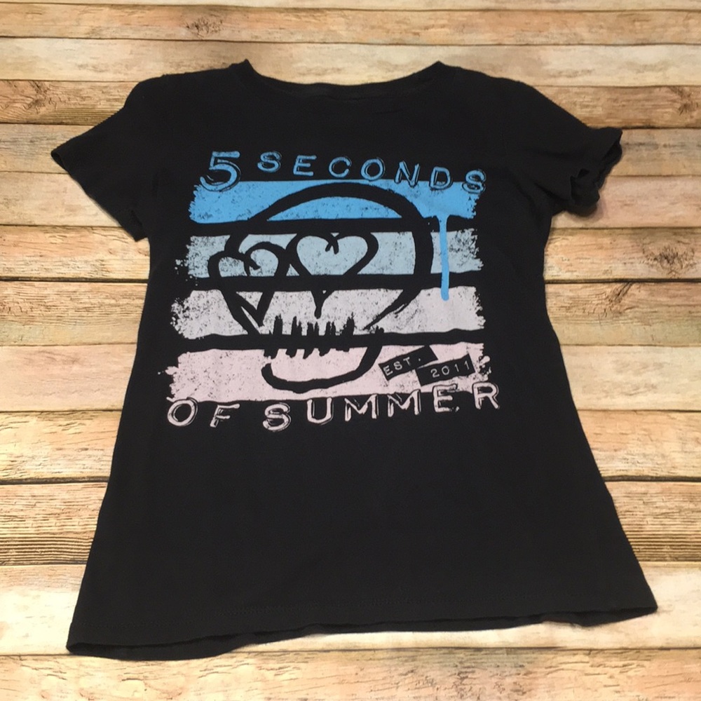 Size XS 5 Seconds of Summer T-shirt